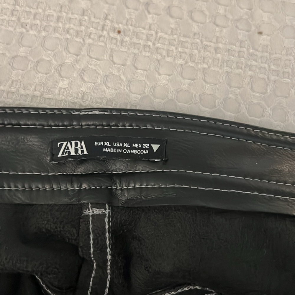 NWT Faux black leather pants with white stitching - Picture 9 of 12